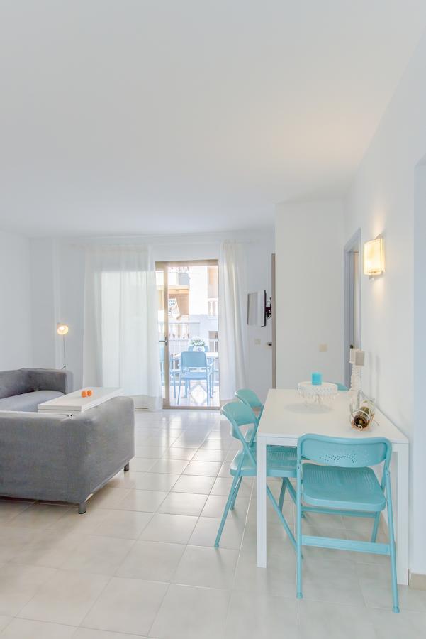 Apartamentos Lago Colonia de Sant Jordi Екстериор снимка